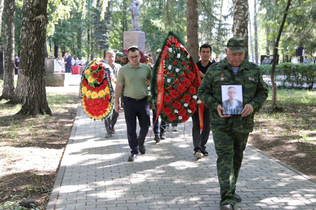 Александров Максим Петрович