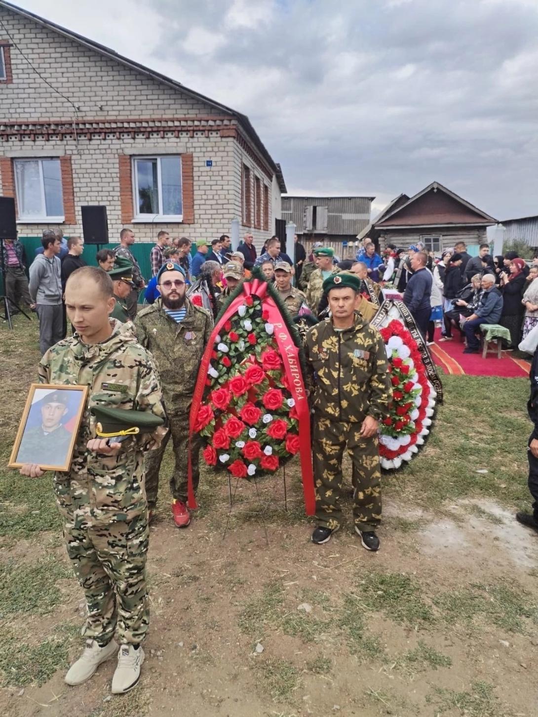 Петров Александр Иванович