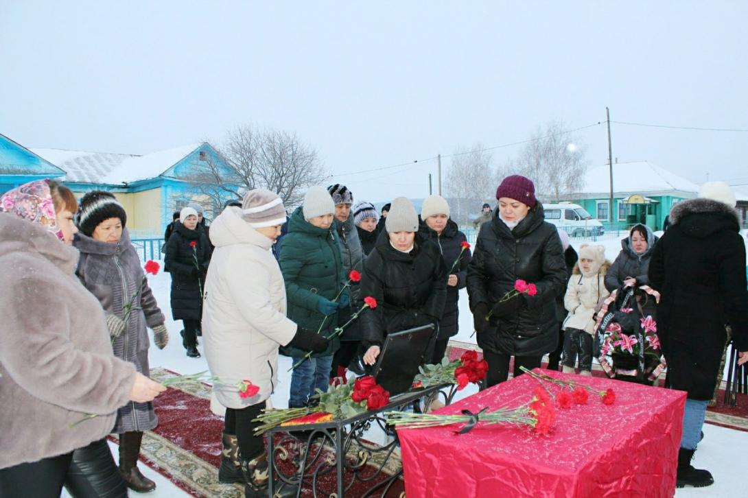 Чужая война Аллаяров Ильмир Радисович