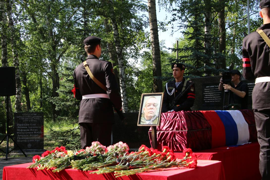 Попов Виктор Александрович